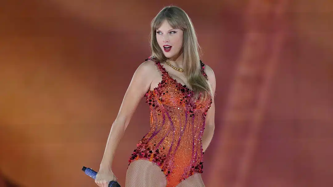 Lire la suite à propos de l’article Taylor Swift : De prodige country à stratège pop globale
